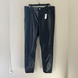 NWT Gap High Rise Universal Leggings Size 16/33R